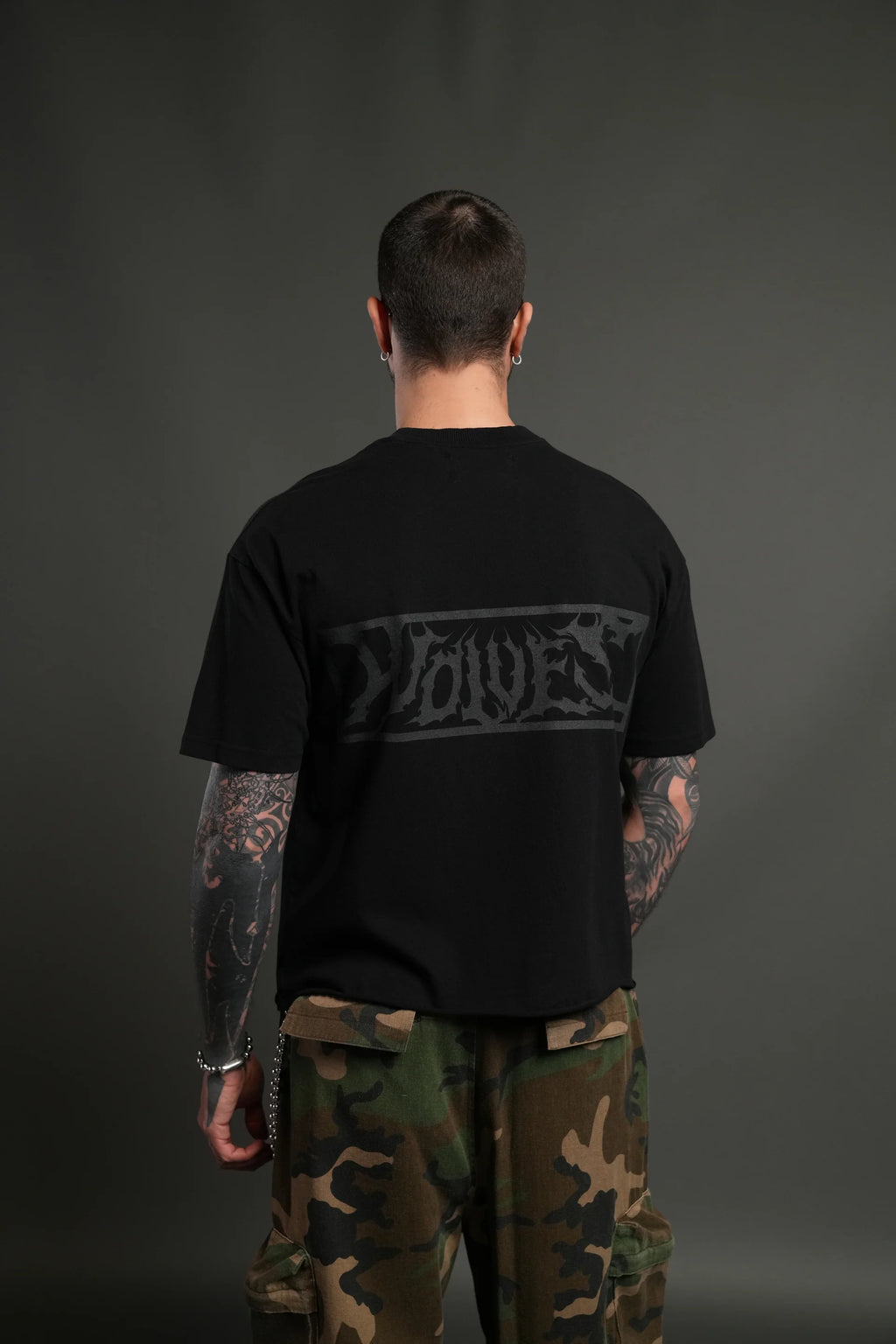 Punisher Grunge Mid-Length Raw Hem Tee in Black Regular