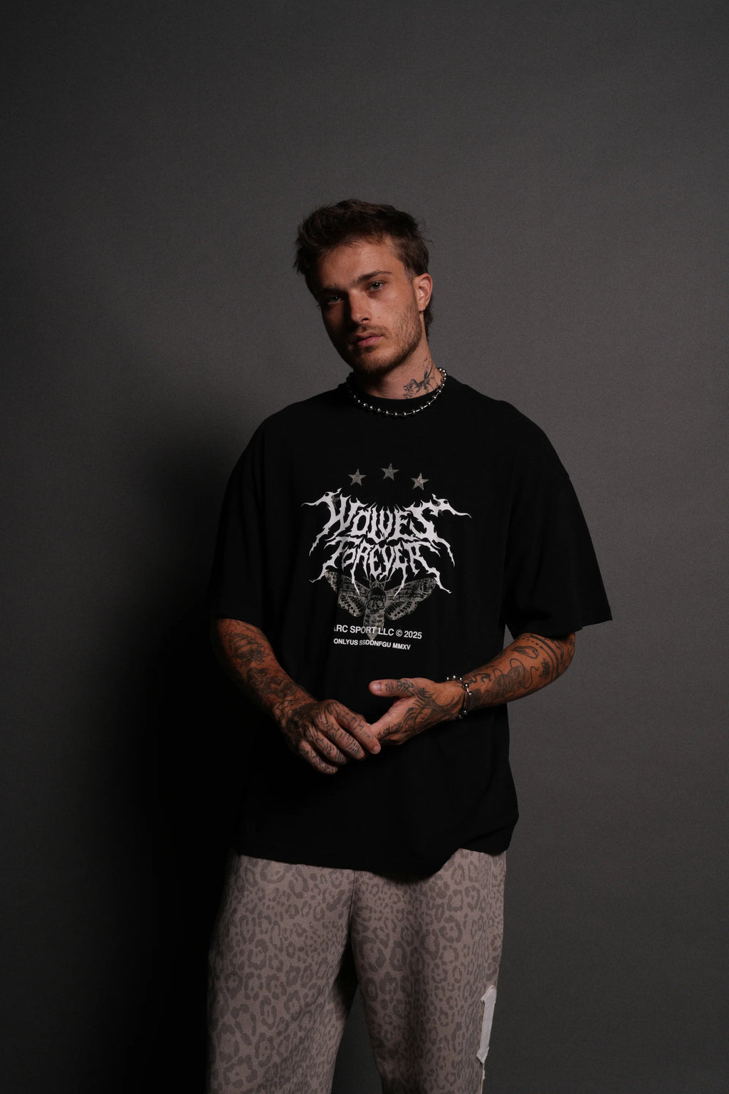 Iron Pack "Premium" Oversized Tee in Black