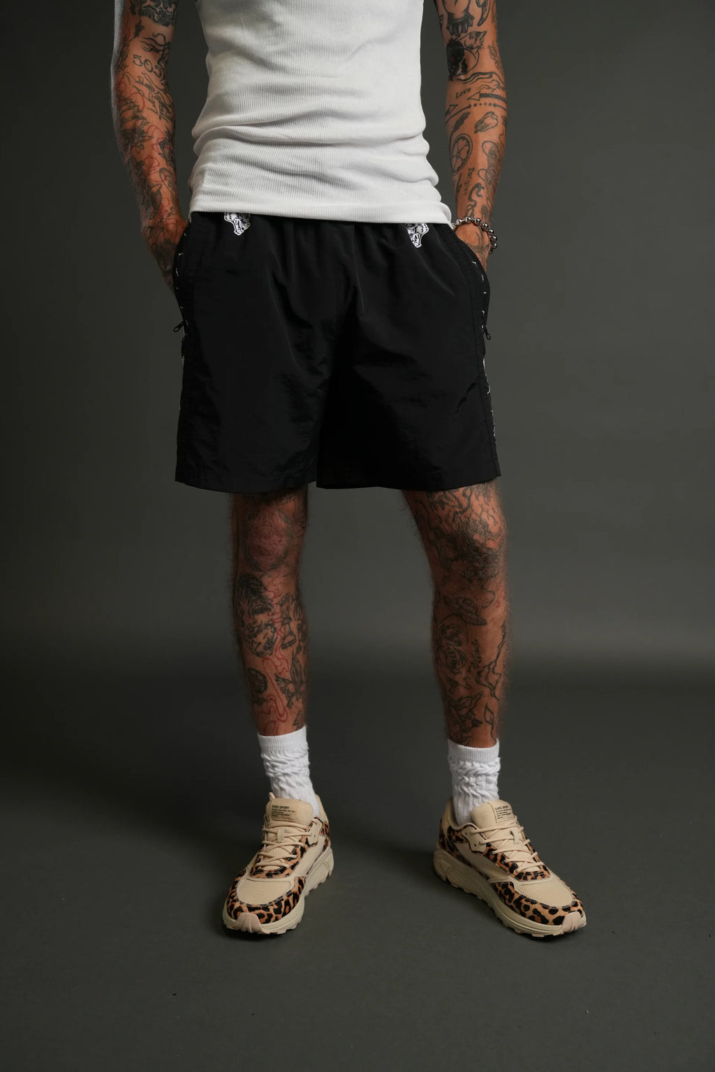 Drip Hesh Remind Track Shorts in Black/White